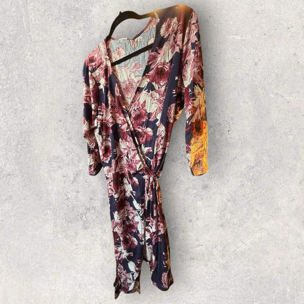 Lularoe Michelle 2XL NWT Blue Rose And White Floral Pattern